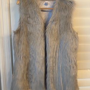Faux Fur Vest Size L/XL Grey